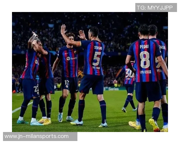 皇马与巴萨均关注墨西哥新星莫拉签约讨论尚早 皇马与巴萨均关注墨西哥新星莫拉签约讨论尚早