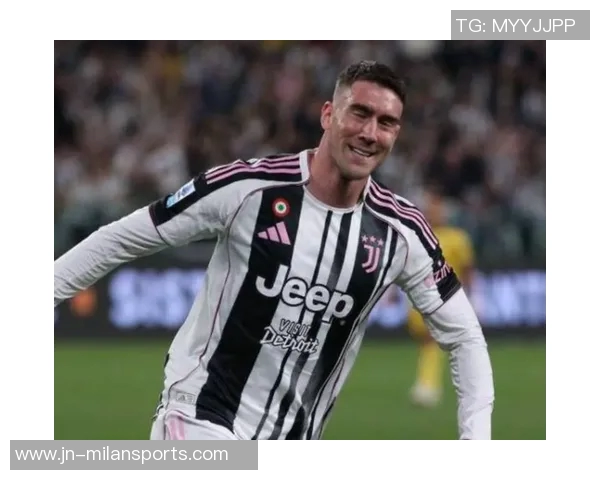 意媒曝弗拉霍维奇今夏曾被比利亚雷亚尔追逐但拒绝加盟