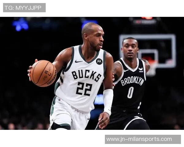 米德尔顿谈字母在篮下表现期待制造进攻犯规的精彩瞬间