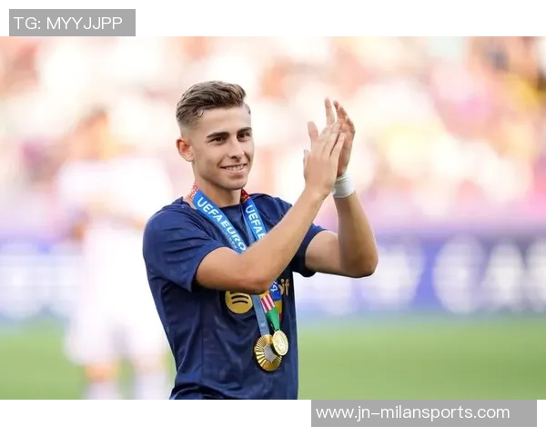 费尔明首度上演帽子戏法荣膺欧冠最佳球员称号 费尔明首度上演帽子戏法荣膺欧冠最佳球员称号