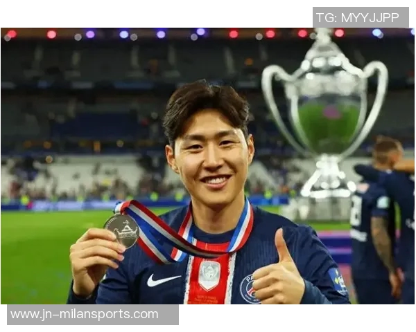 李刚仁24岁已获10冠与亚运金牌孙兴慜33岁仅得2冠引发热议